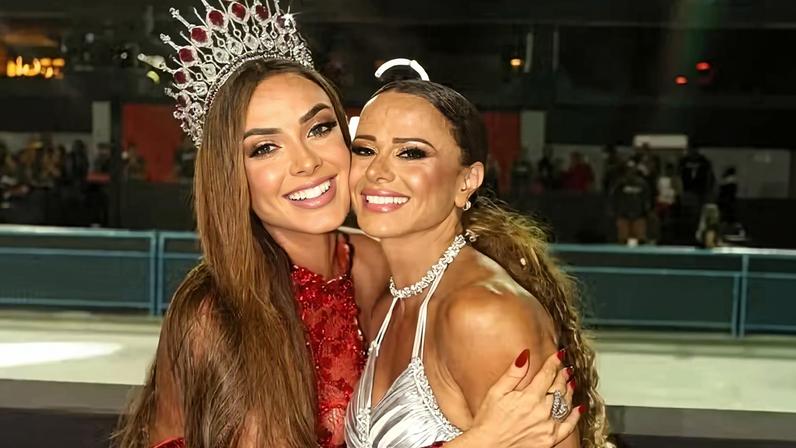 Nicole Bahls e Viviane Araujo se encontraram no Carnaval 2026 — Foto: Reprodução/Instagram