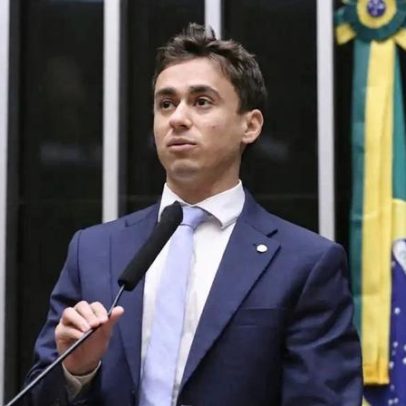 Nikolas visita Bolsonaro e pede união da direita para salvar o Brasil