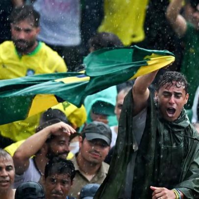 Ato na Paulista reúne direita contra Lula, STF e veto à dosimetria