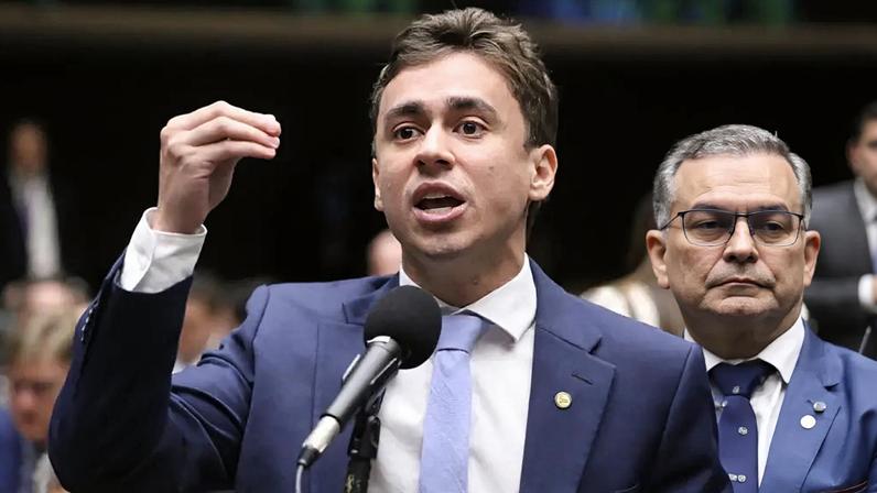 Sem citar Nikolas, padre criticou quem faz "uma marcha para Brasília", mas "nunca teve nenhum projeto a favor do povo". (Foto: Kayo Magalhães/Câmara dos Deputados)