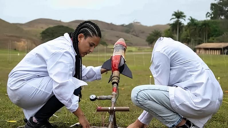 Inscrições abertas para olimpíadas de astronomia e foguetes