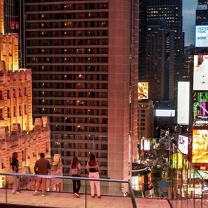Times Square ganha mirante no prédio da famosa bola de Ano-Novo