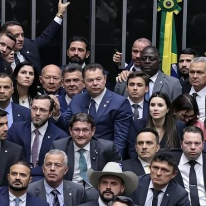 Pedido de CPMI do Master reúne parlamentares de PL, centrão e PT