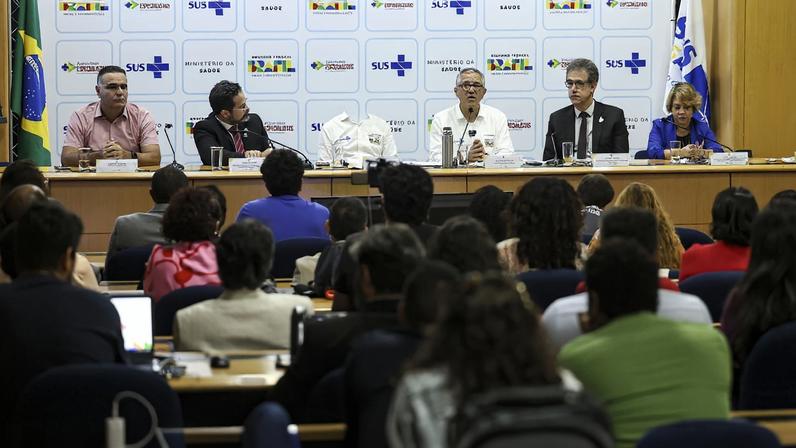 Brasília (DF), 03/02/2026 - O ministro da Saúde, Alexandre Padilha, durante apresentação de um conjunto de medidas para a formação e o provimento de especialistas na área da saúde, no âmbito do programa Agora Tem Especialistas. Foto: Marcelo Camargo/Agência Brasil
