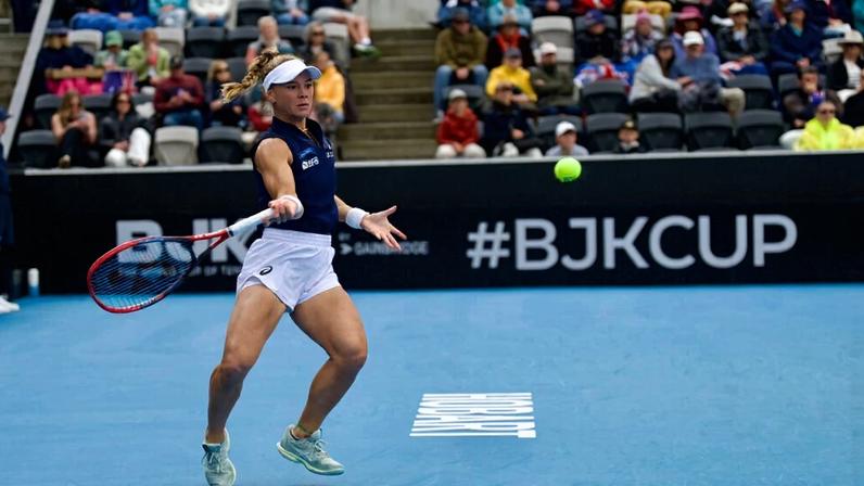 Pigossi cai em estreia de duplas em Ostrava em três sets