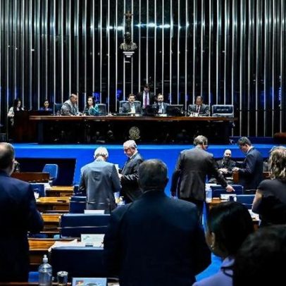 Senadores levam o Senado ao TCU para barrar licitação de R$ 90 milhões em publicidade