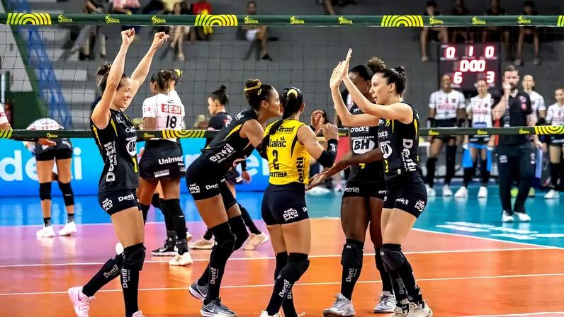 Praia Clube garantiu a classificação para a semifinal da Copa Brasil (Foto: Bruno Cunha/ Praia Clube)