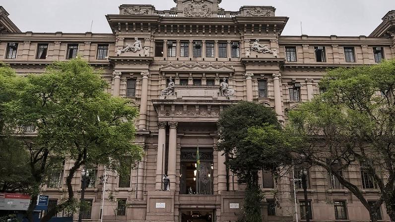 Prédio do TJ-SP (Tribunal da Justiça de São Paulo), na praça da Sé, em São Paulo