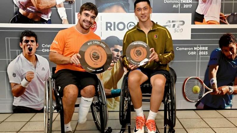 De la Puente e Okada recebem prêmio no Wheelchair Tennis Elite