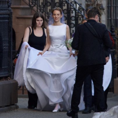 Maya Hawke casa com Christian Lee Hutson; pais presentes e Stranger Things