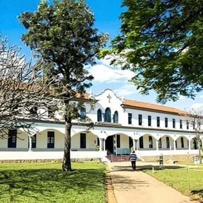 PUC Minas abre inscrições para bolsas integrais e parciais