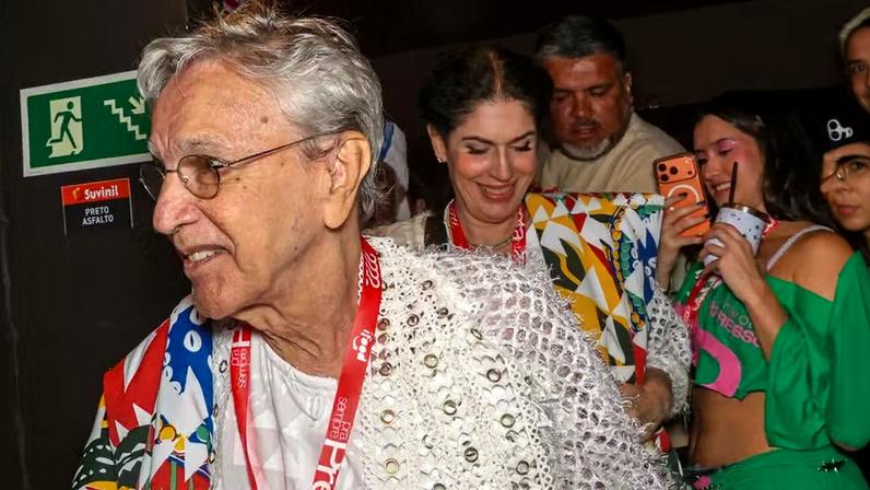 Caetano Veloso curte Carnaval em Salvador — Foto: Tomzé Fonseca/ Agnews