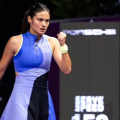 Raducanu vence a primeira na Romênia como favorita principal