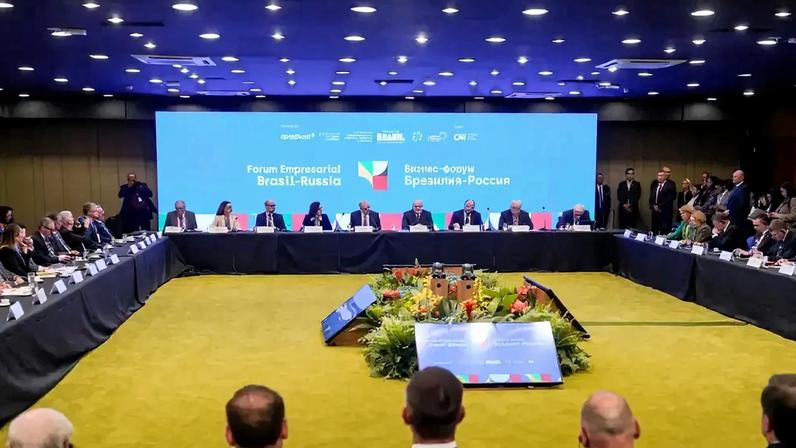 Reunião entre delegação da Rússia e governo do Brasil no Itamaraty em 5/2/2026 (Foto: Rafa Neddermeyer/Agência Brasil)