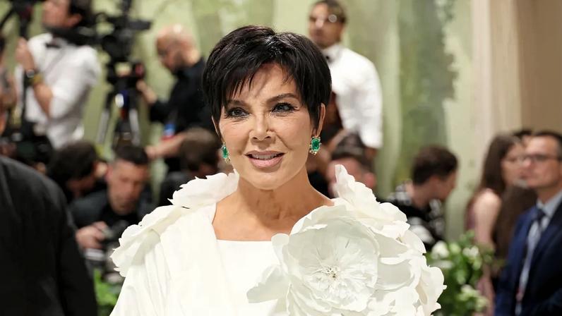 Kris Jenner acusa Ray J de aterrorizar Kim Kardashian para manter relevância