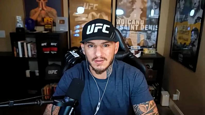 Renato Moicano em vídeo de seu canal no YouTube (Foto: Reprodução)