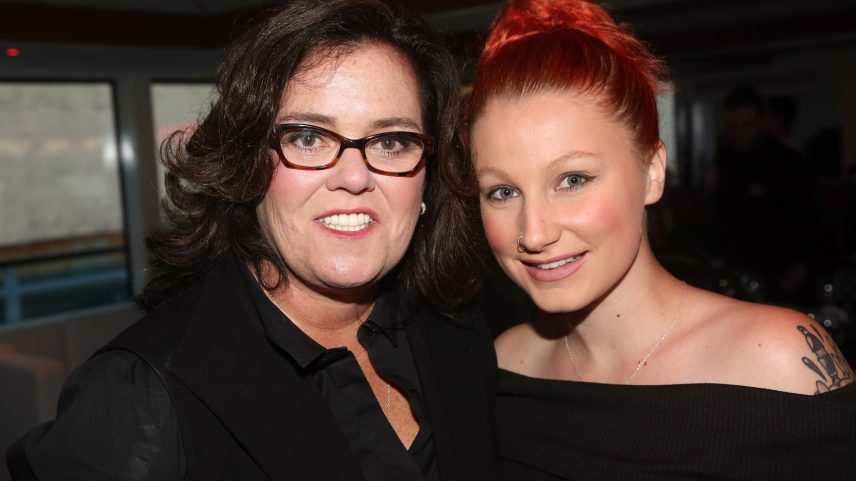 Chelsea, filha de Rosie O’Donnell, é acusada de agressão após suposto toque íntimo