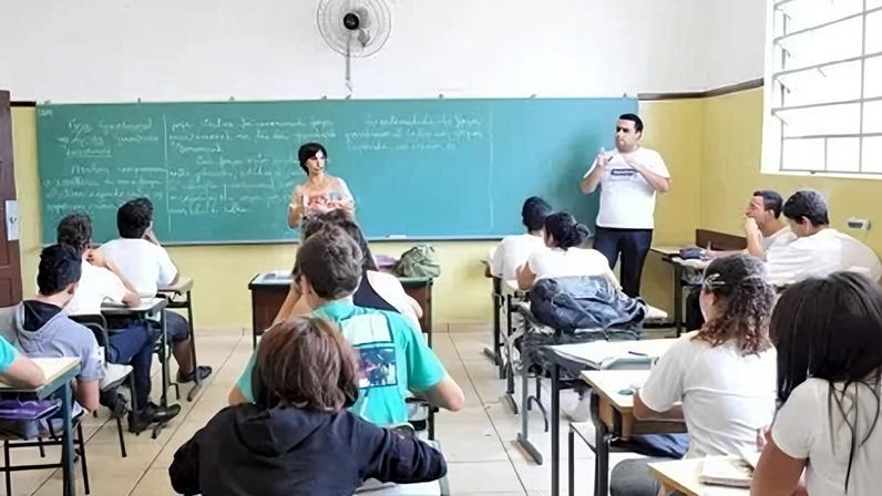 Mais de 315 mil alunos do ensino fundamental fizeram o Saresp em 2025