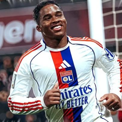 Endrick é eleito melhor jogador de janeiro da Ligue 1