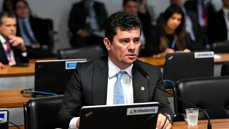 O senador foi alvo de um plano de sequestro do PCC em 2023.