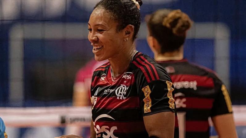 Simone Lee, ponteira do Sesc RJ Flamengo (Foto: Paula Reis/ Flamengo)