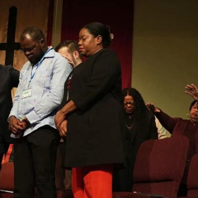 Haitianos recebem alívio temporário antes de operações da ICE