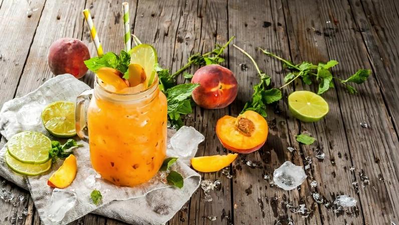 Sete sucos detox para auxiliar na ressaca após o Carnaval