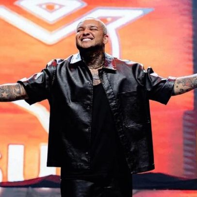 Suel leva emoção e surpresa a show no Camarote Quem O Globo