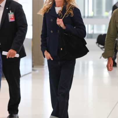 Nicole Kidman usa camiseta clássica que quase toda celebridade possui