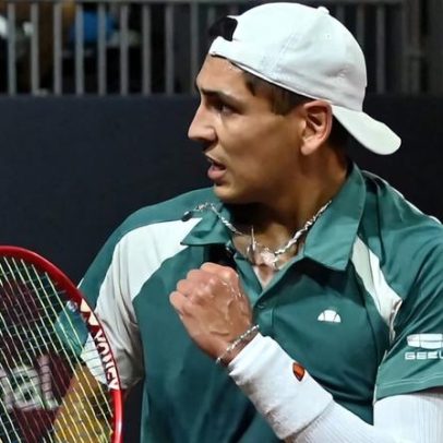 Tabilo encerra sexta chuvosa com vitória em 3 sets