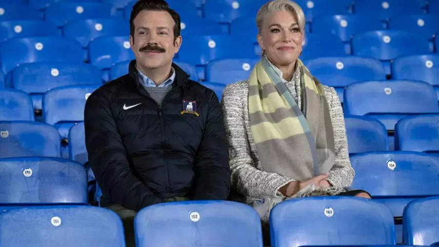 Foto de Jason Sudeikis e Hannah Waddingham em Ted Lasso