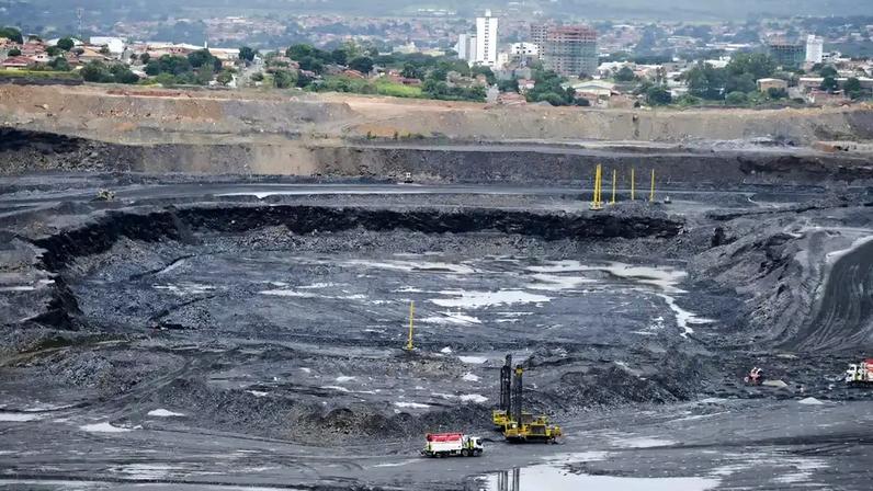 Hackers asiáticos teriam espionado governo por dados sobre minerais críticos