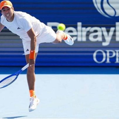 Tien derruba o atual campeão e avança às quartas em Delray Beach