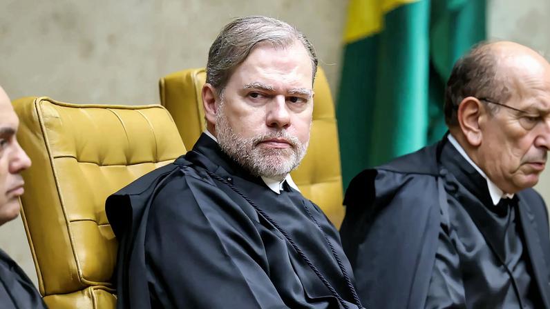 Oposição reage a pedido da PF para afastar Toffoli do caso Master