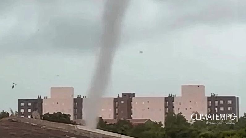 Tornado de curta duração é registrado em Pelotas, no RS