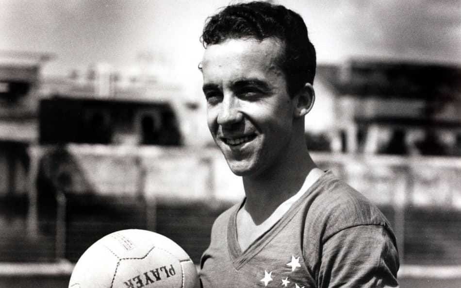 Tostão é o maior artilheiro e maior ídolo da história do Cruzeiro Esporte Clube. (Foto: Cruzeiro)