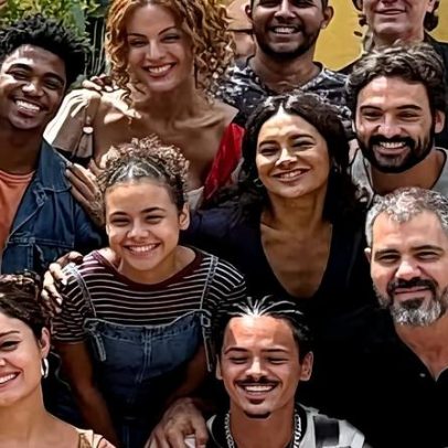 Três Graças se despede de Juliano Cazarré; Sophie Charlotte e Xamã participam