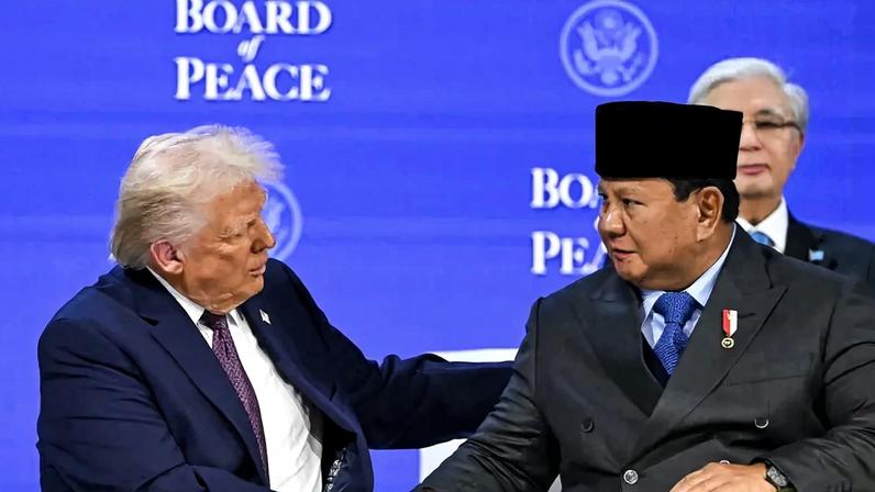 U.S. President Donald Trump shakes hands with Indonesian President Prabowo Subianto at a meeting on Trump’s “Board of Peace” during the World Economic Forum annual meeting in Davos, Switzerland, on Jan. 22.