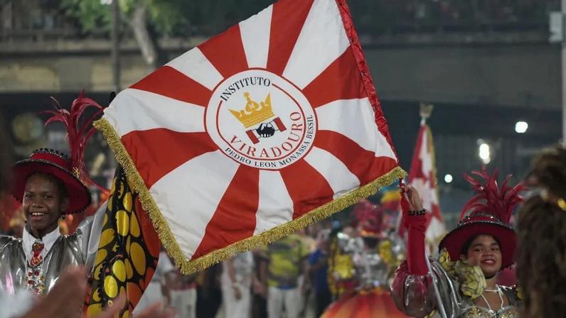 Viradouro é campeã do Grupo Especial do Rio no Carnaval 2026
