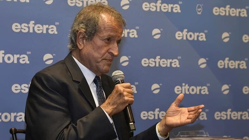 Valdemar Costa Neto, presidente nacional do PL, em evento do grupo Esfera Brasil