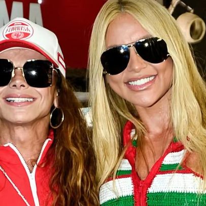 Virginia Fonseca e Viviane Araujo posam juntas na Cidade do Samba