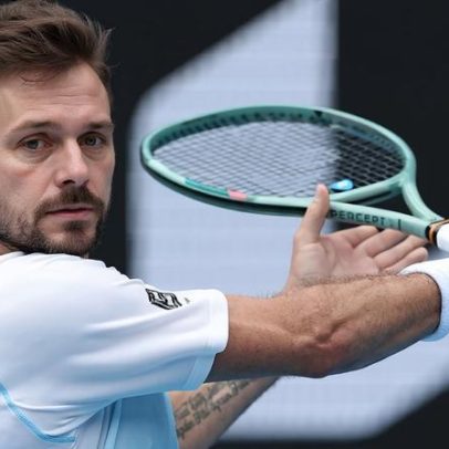 Wawrinka vence estreia em Montpellier e iguala marca de Connors