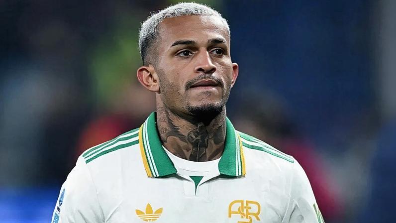 Wesley em ação pela Roma (Foto: Divulgação/Roma)