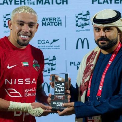 Ex-Flamengo Guilherme Bala faz dois gols e garante a classificação do Shabab