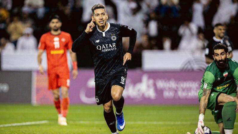 Firmino chega a cinco gols nos últimos seis jogos pelo Al Sadd