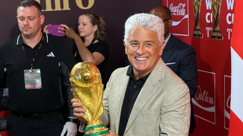 Bebeto aposta no hexa durante Tour da Taça e comenta o tetra