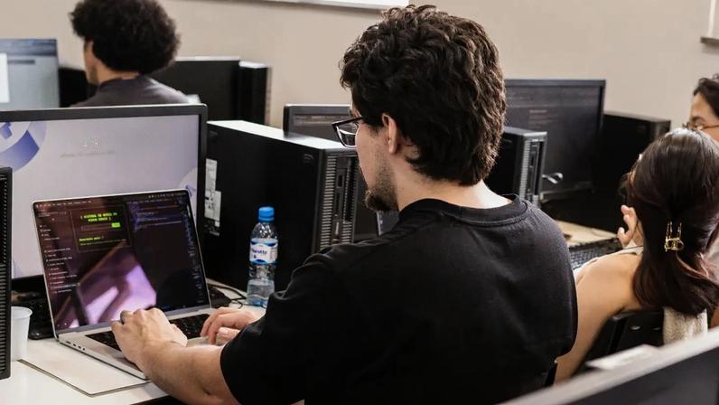 Rio de Janeiro (RJ), 19/02/2026 - Hackers do Bem abre 25 mil novas vagas e reforça formação para enfrentar crise na cibersegurança. Foto: Hackers do Bem/Divulgação