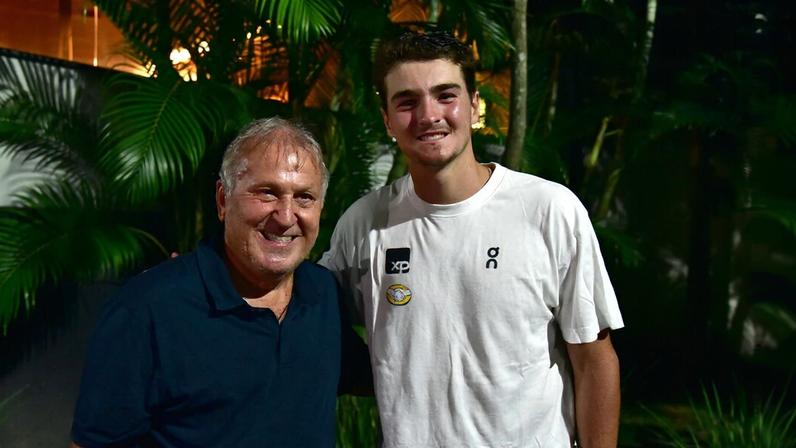 Zico e João Fonseca (Foto: Fotojump)