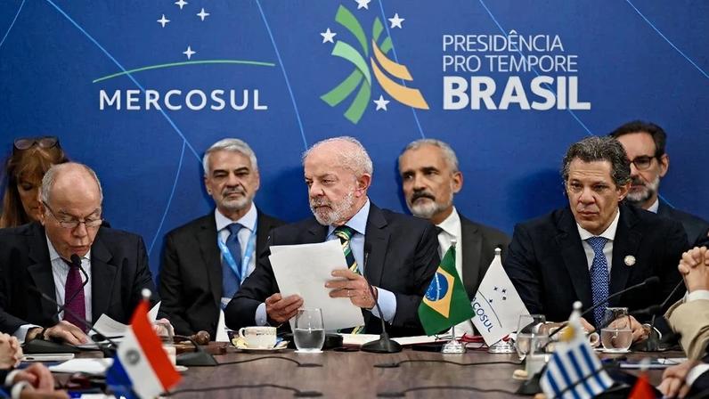 Lula na cúpula do Mercosul, em Foz do Iguaçu (PR). Foto: Evaristo Sa / AFP