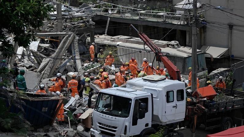 Desabamento causou 12 mortes em Belo Horizonte – foto: Douglas Magno/AFP